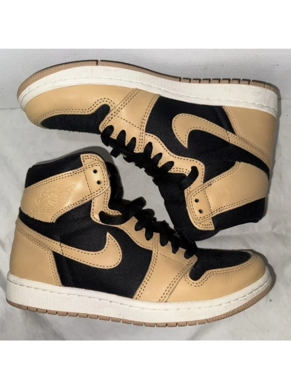 Nike Jordan 1 Retro High OG Heirloom (555088-202) Men's Size 7